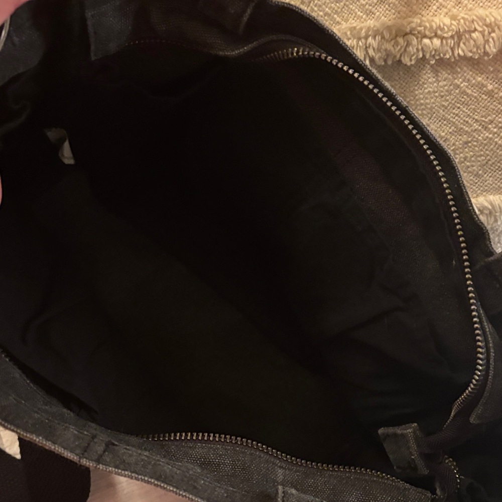 Array Black and Dark Gray Tote Set with Accessories - Picture 6 of 9